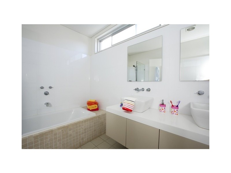 7 Marlborough Avenue, Freshwater NSW 2096