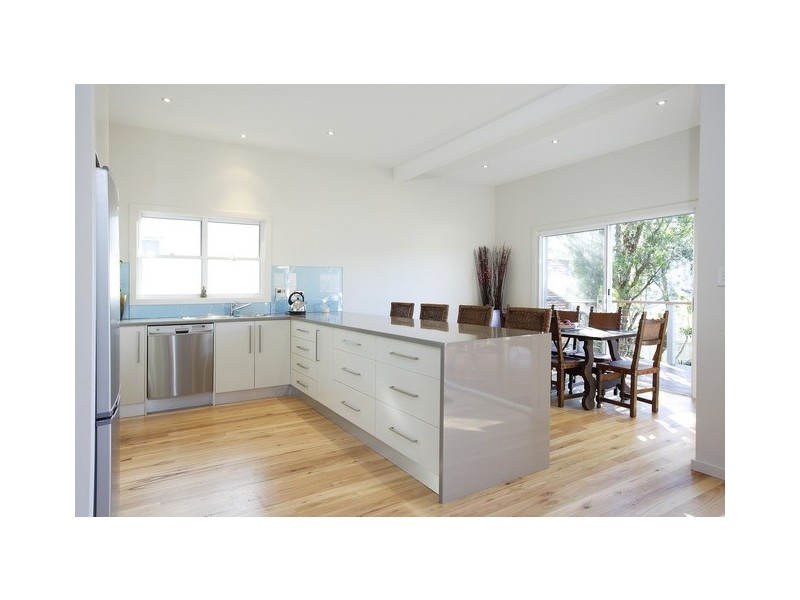 77 Bennett Street, Curl Curl NSW 2096
