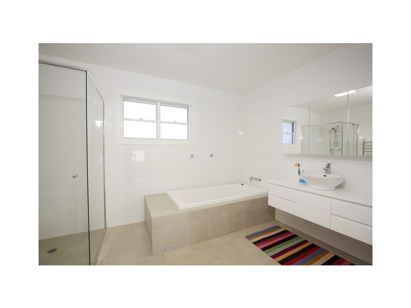 77 Bennett Street, Curl Curl NSW 2096