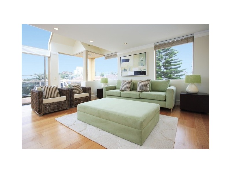 3/8  Pine Street, Manly NSW 2095