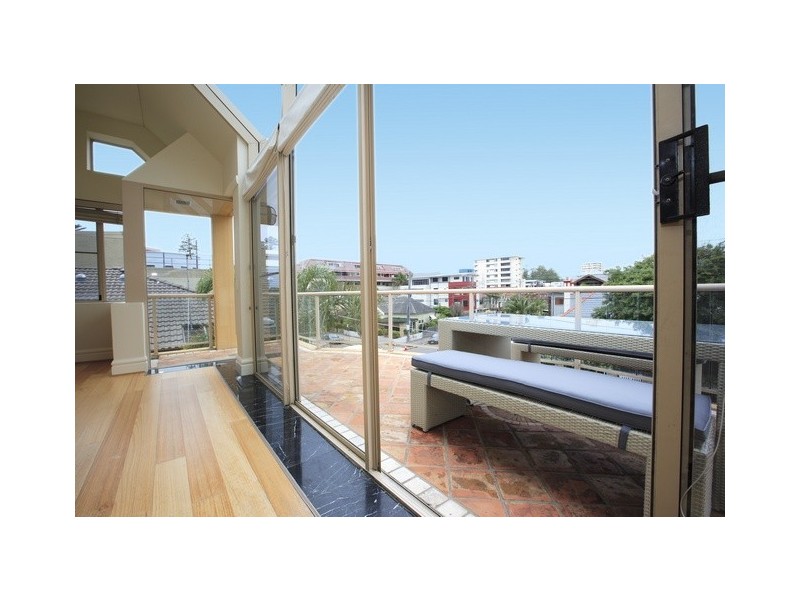 3/8  Pine Street, Manly NSW 2095