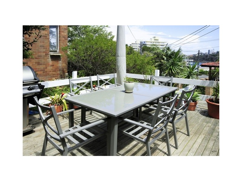 12 The Drive, Freshwater NSW 2096