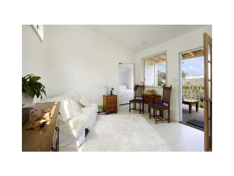 12 The Drive, Freshwater NSW 2096