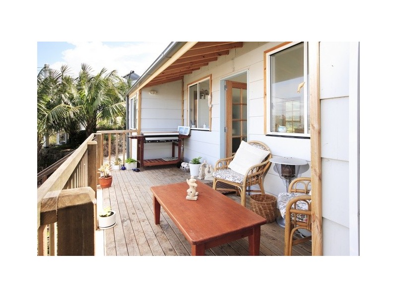 12 The Drive, Freshwater NSW 2096