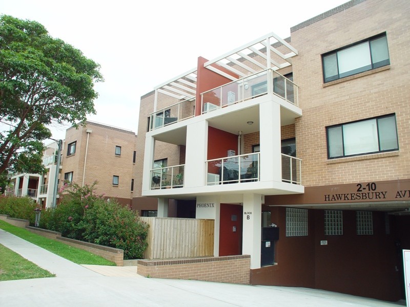 26/10 Hawkesbury Avenue, Dee Why NSW 2099