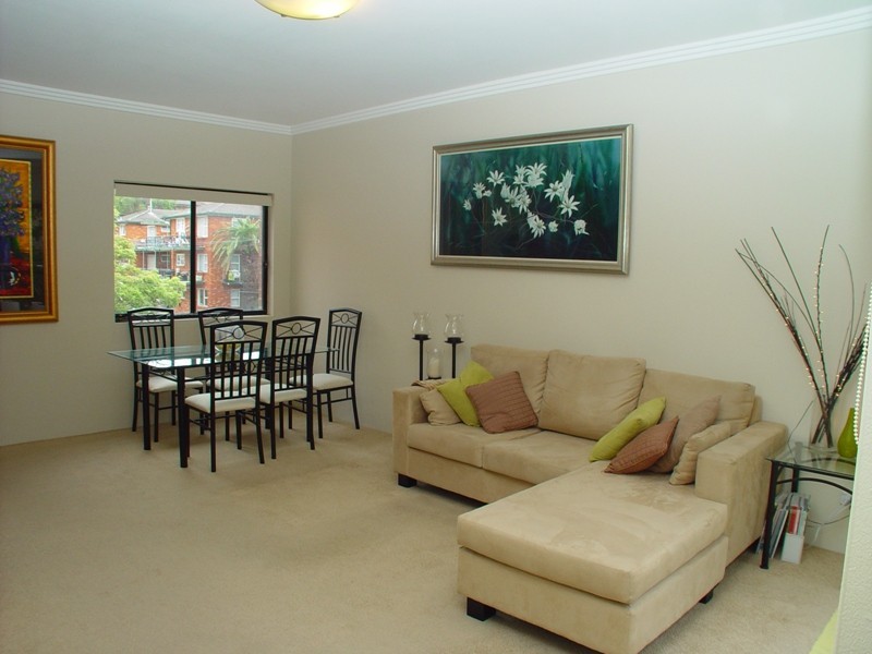 26/10 Hawkesbury Avenue, Dee Why NSW 2099