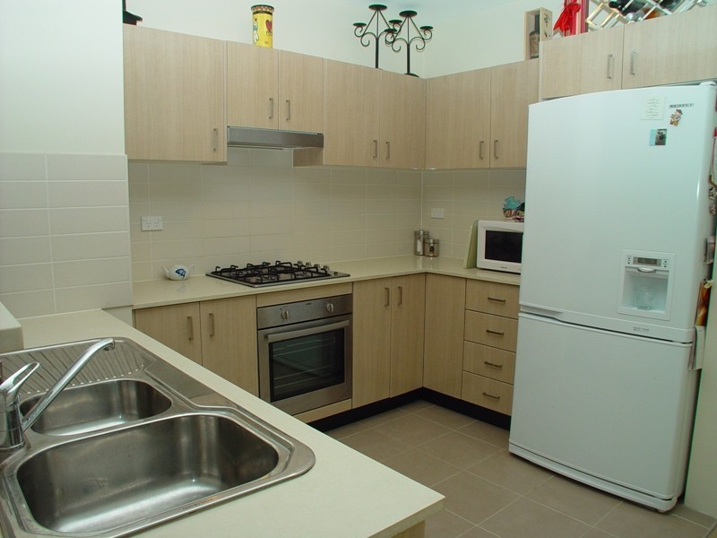 26/10 Hawkesbury Avenue, Dee Why NSW 2099