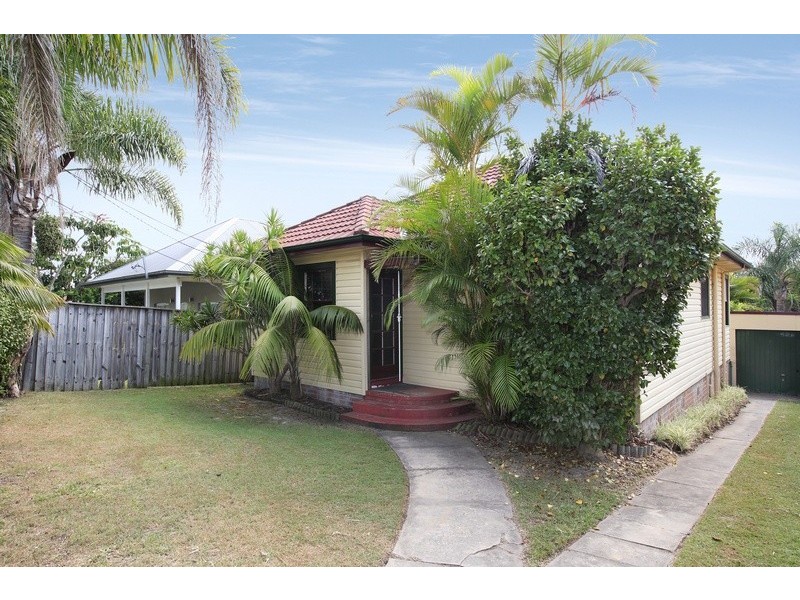 27 Adams Street, Curl Curl NSW 2096