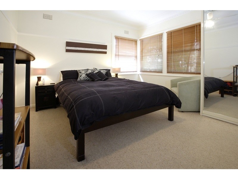 27 Adams Street, Curl Curl NSW 2096