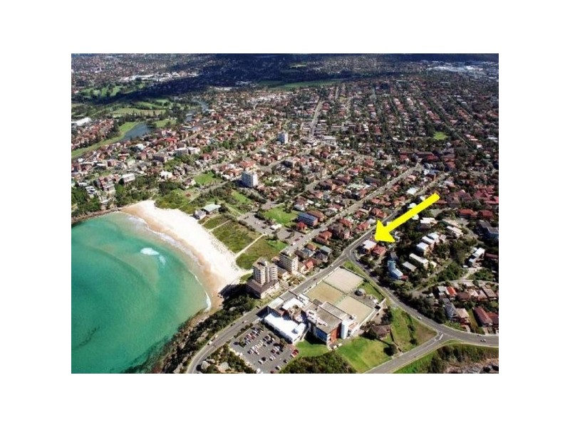 1/2  The Drive, Freshwater NSW 2096
