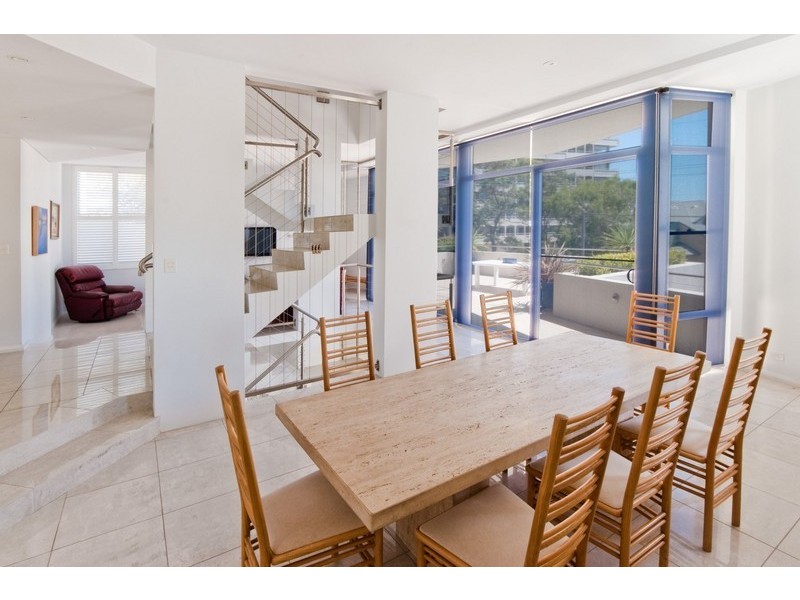 29 Undercliff Road, Freshwater NSW 2096