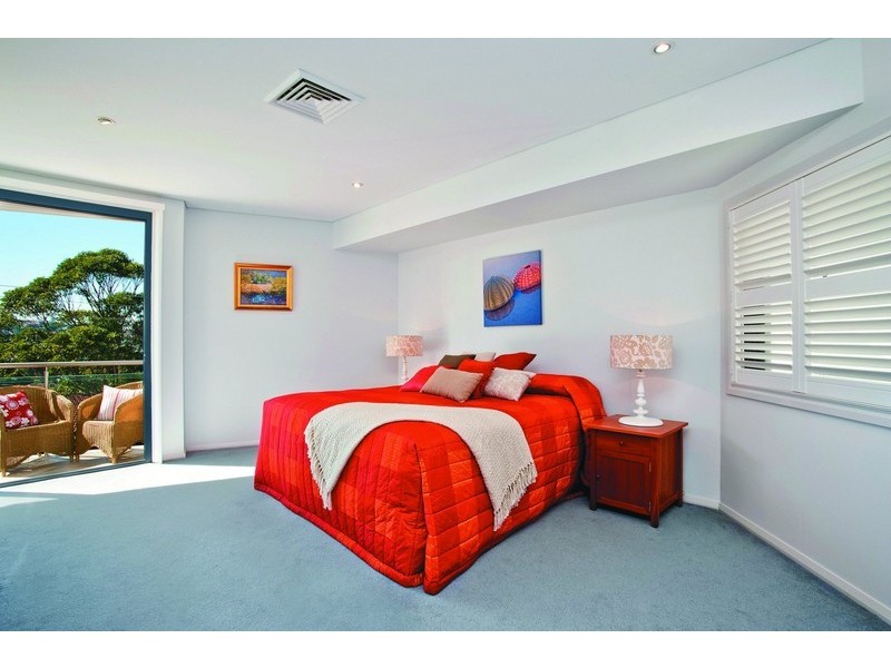 29 Undercliff Road, Freshwater NSW 2096