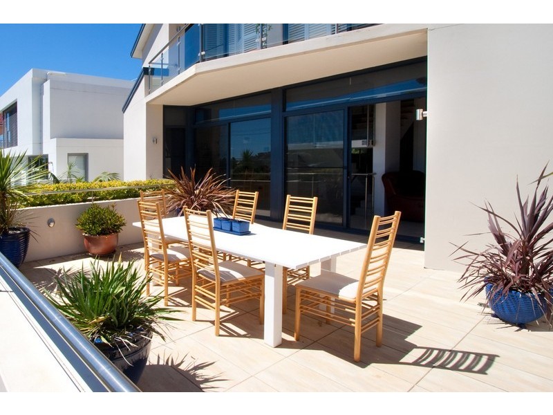 29 Undercliff Road, Freshwater NSW 2096