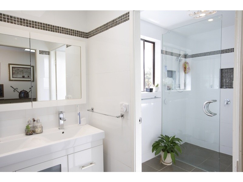 9 Manuela Place, Curl Curl NSW 2096