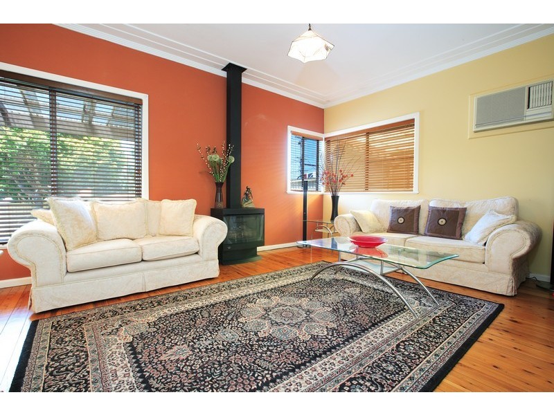 1 Palomar Parade, Freshwater NSW 2096