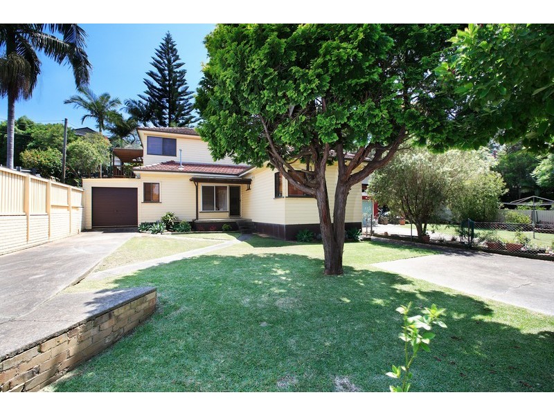 1 Palomar Parade, Freshwater NSW 2096