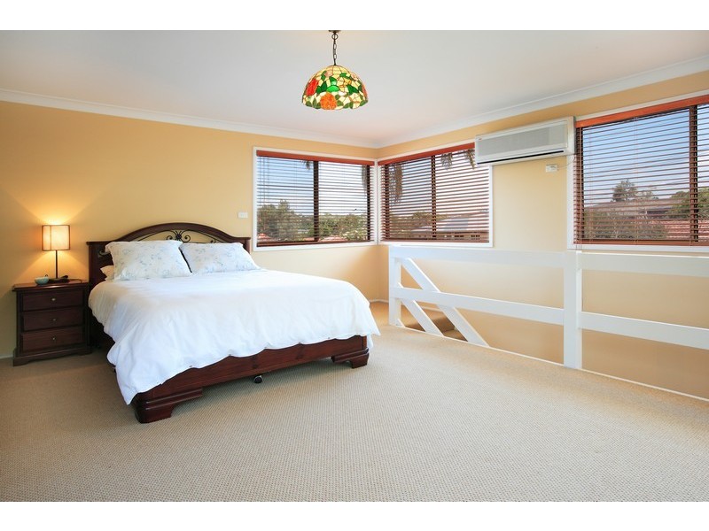 1 Palomar Parade, Freshwater NSW 2096