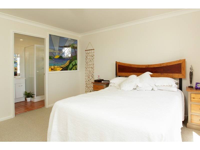 3 Undercliff Road, Freshwater NSW 2096