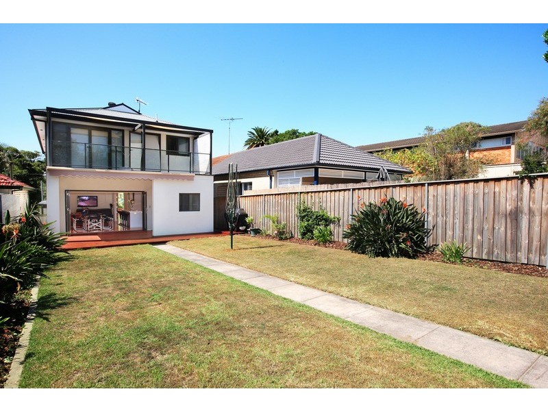 10 Oliver Street, Freshwater NSW 2096