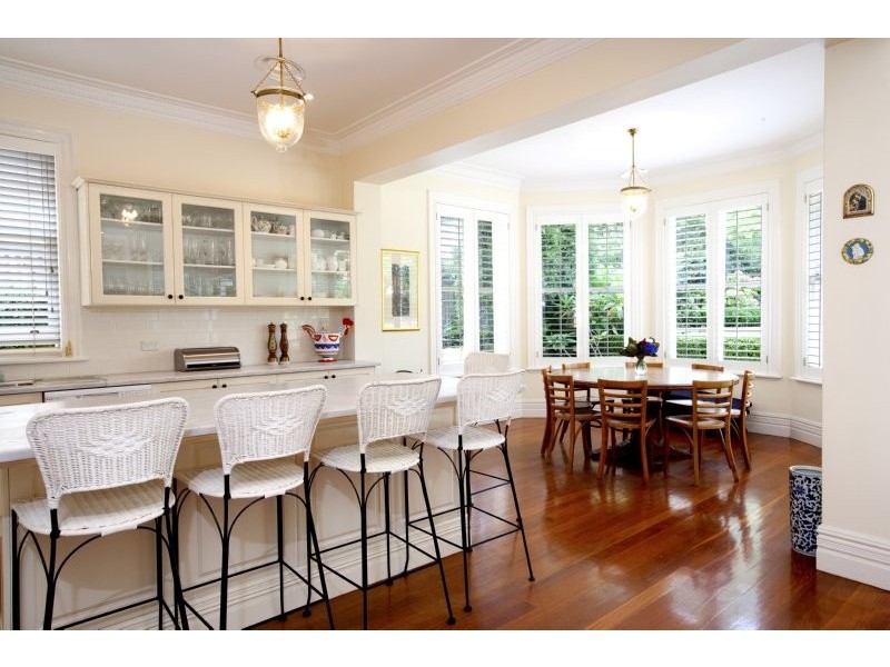 16 Woods Parade, Fairlight NSW 2094