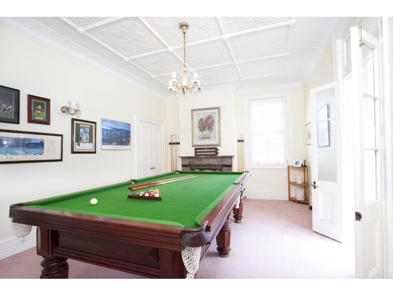 16 Woods Parade, Fairlight NSW 2094