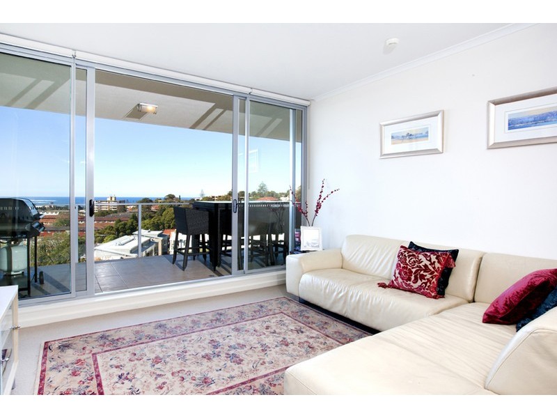 3704/10 Sturdee Parade, Dee Why NSW 2099