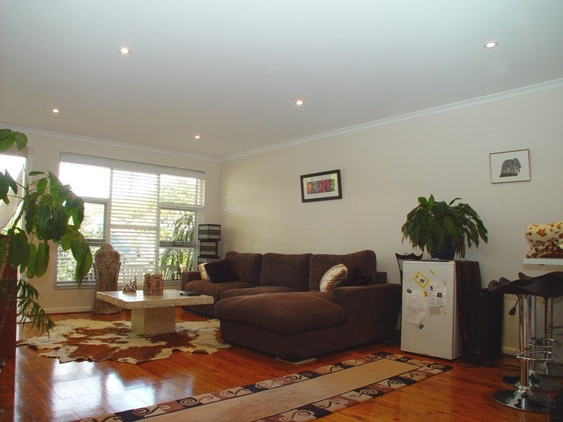 2/10 Moore Road, Freshwater NSW 2096