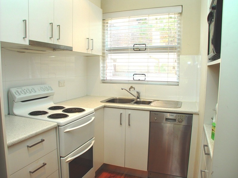 2/10 Moore Road, Freshwater NSW 2096