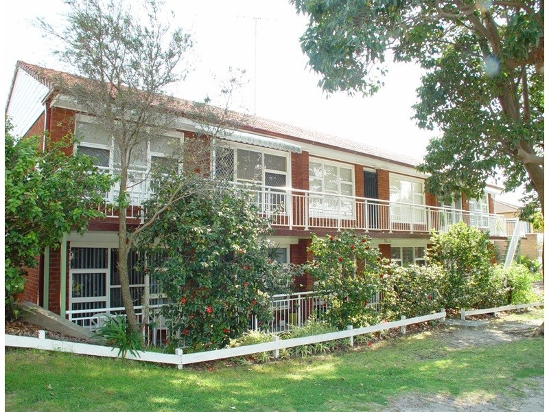 2/10 Moore Road, Freshwater NSW 2096