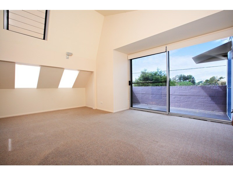 60 Abbott Road, North Curl Curl NSW 2099