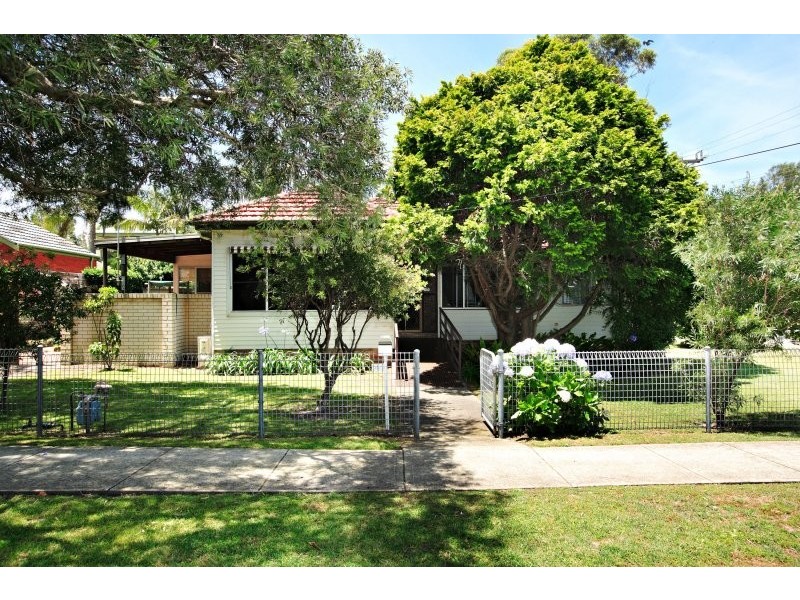 15 Burilla Avenue, North Curl Curl NSW 2099