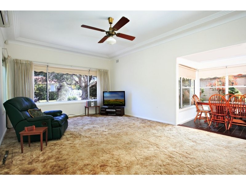 15 Burilla Avenue, North Curl Curl NSW 2099