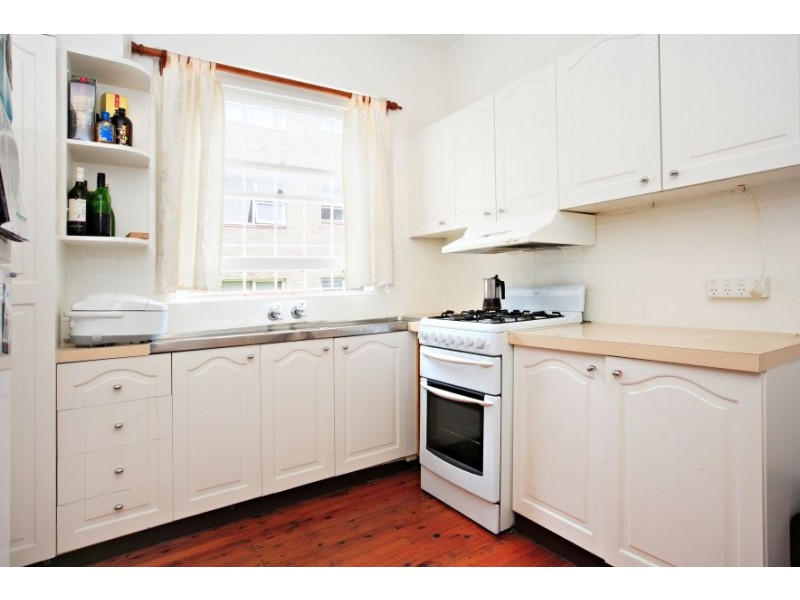 2/8 Tower Street, Manly NSW 2095