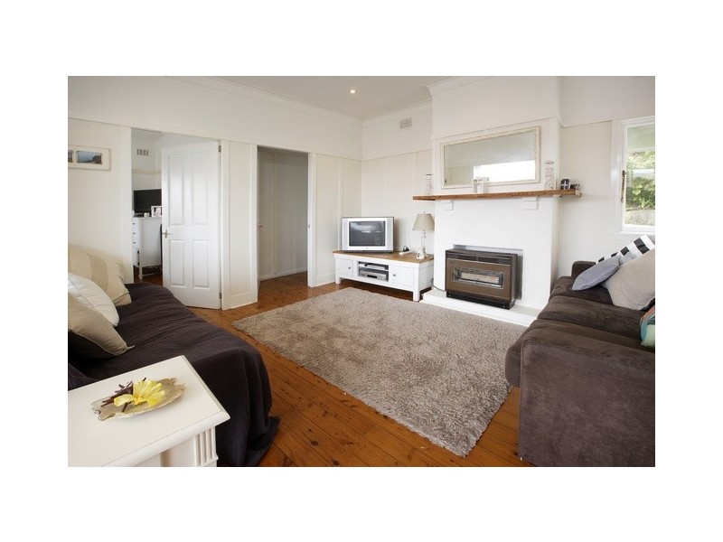 12 The Drive, Freshwater NSW 2096