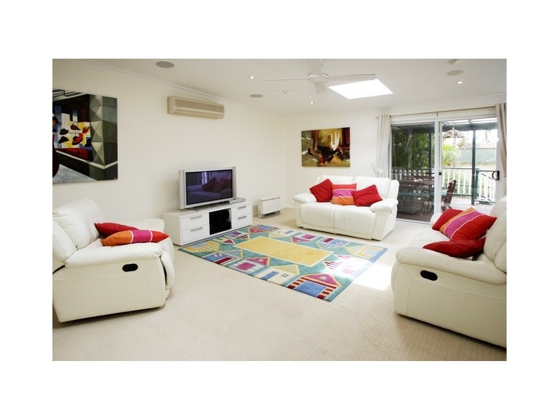 12 Undercliff Road, Freshwater NSW 2096