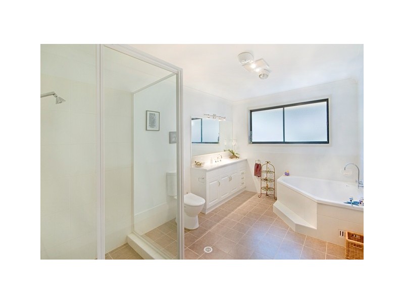 63 Yugari Crescent, Daleys Point NSW 2257