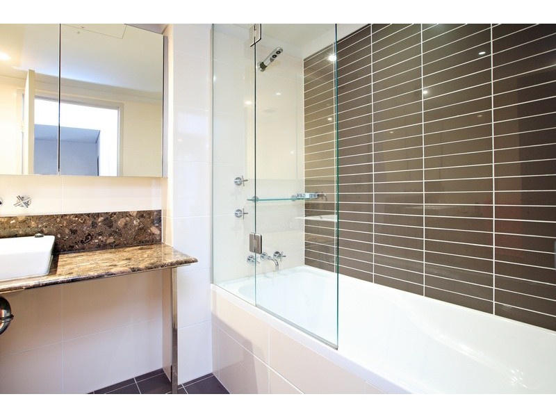 10/2a Campbell Parade, Manly Vale NSW 2093