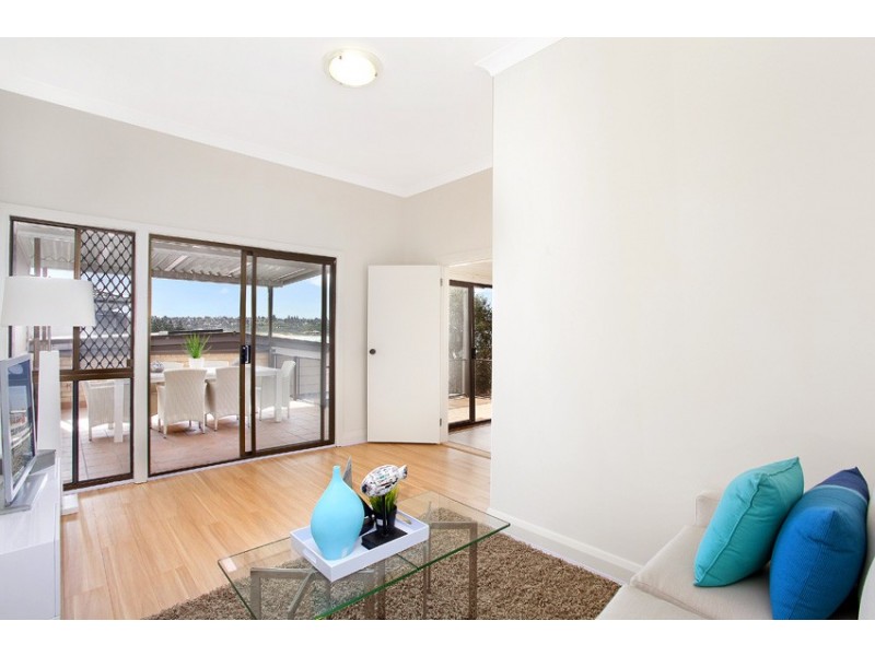 3 Beach Street, Curl Curl NSW 2096