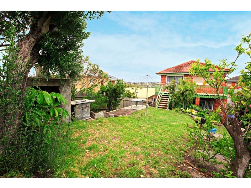 37 Carlton Street, Freshwater NSW 2096