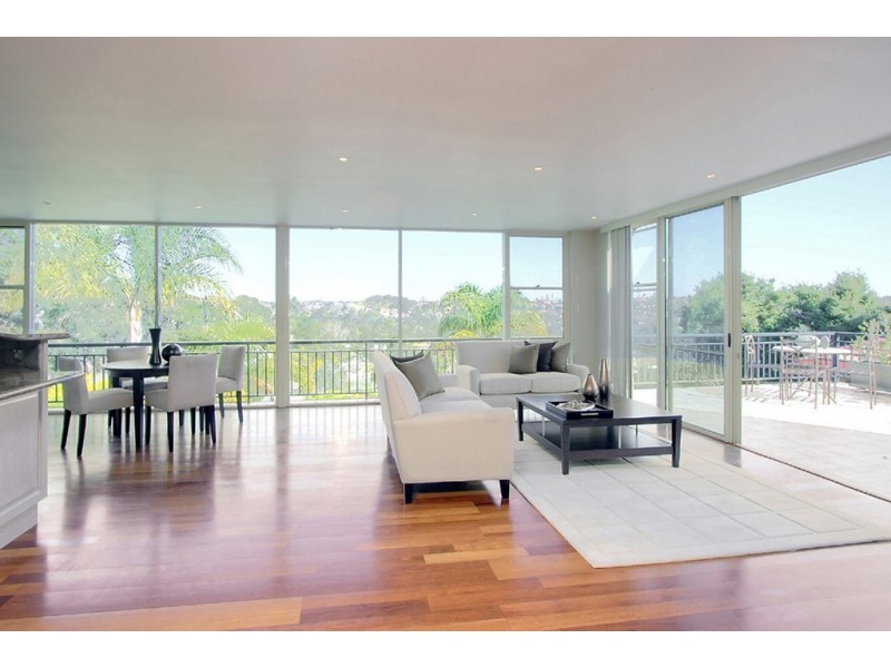 242 Edinburgh Road, Castlecrag NSW 2068