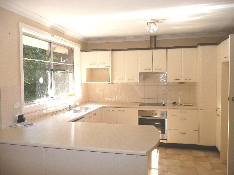 19 Morotai Crescent, Castlecrag NSW 2068