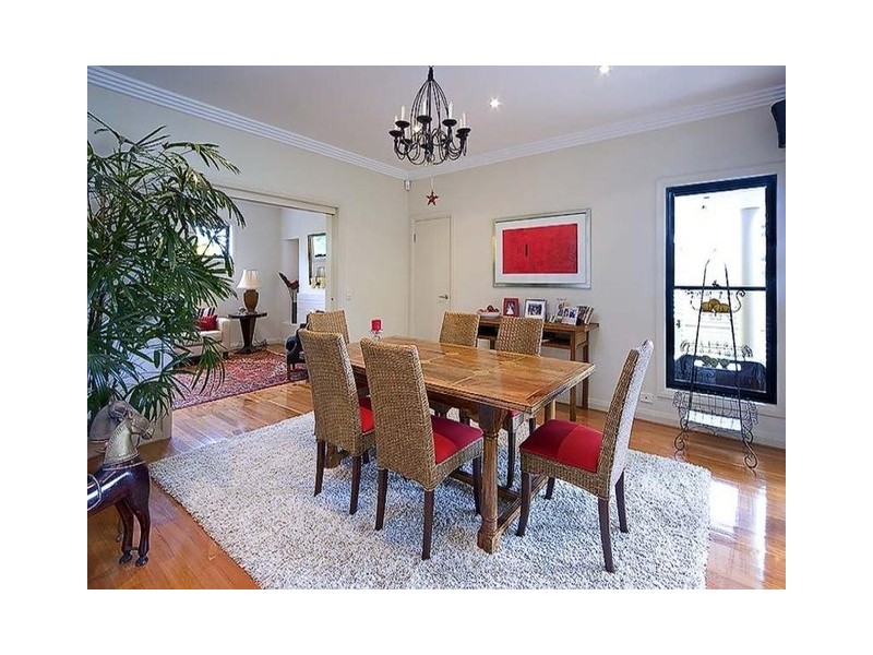 17 Rutland Avenue, Castlecrag NSW 2068