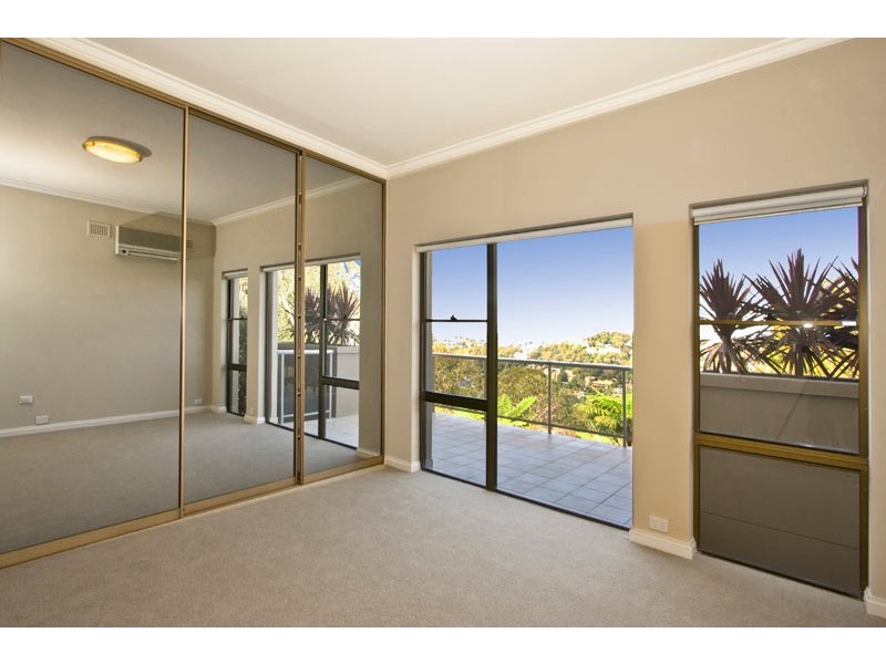 208 Edinburgh Road, Castlecrag NSW 2068