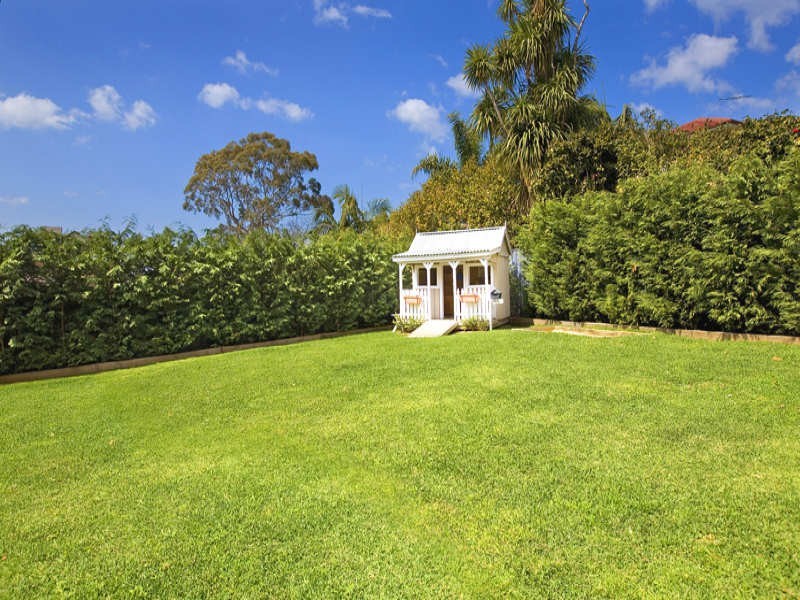 240 Boundary Street, Castle Cove NSW 2069