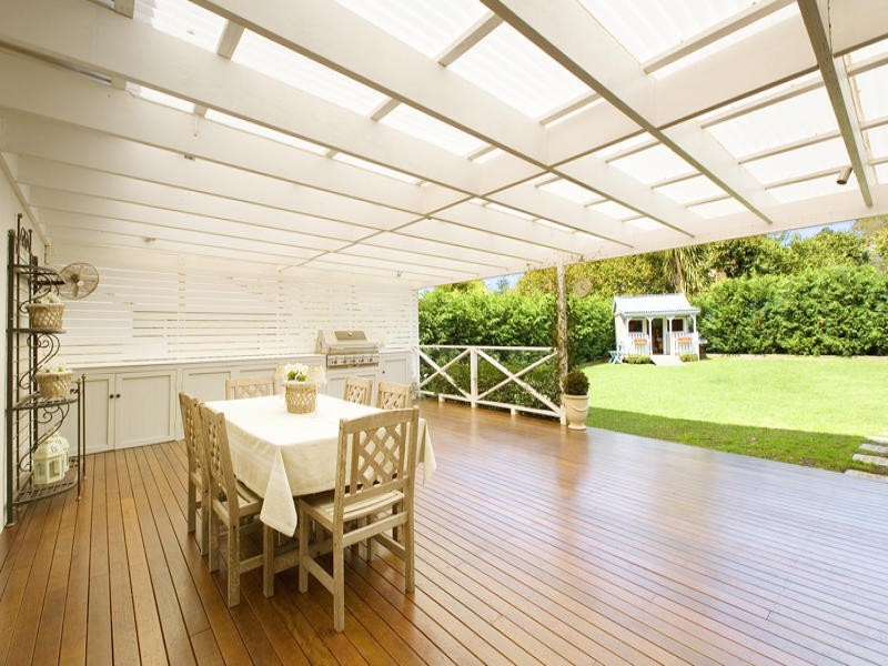 240 Boundary Street, Castle Cove NSW 2069