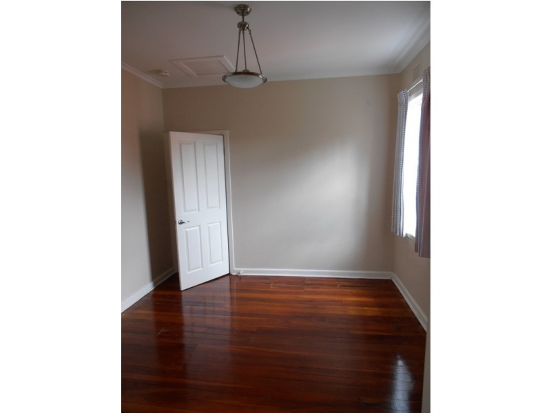 313 Eastern Valley Way, Middle Cove NSW 2068