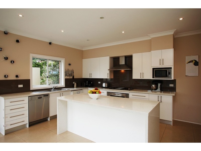 313 Eastern Valley Way, Castlecrag NSW 2068