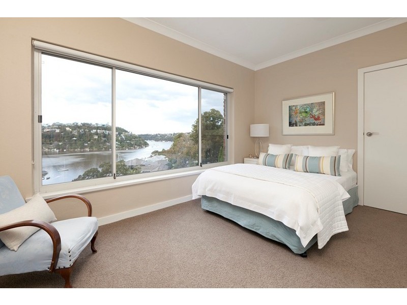 28 The Tor Walk, Castlecrag NSW 2068