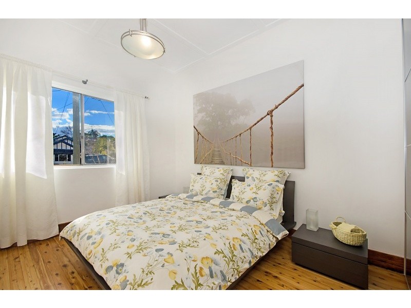 21 Windsor Road, Willoughby NSW 2068