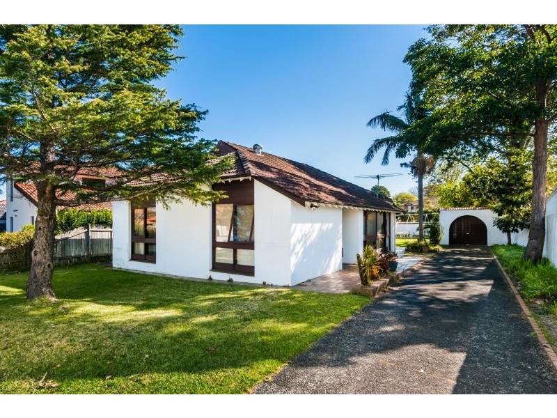 2 Windsor Road, Willoughby NSW 2068